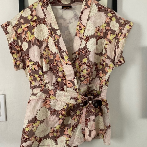 DEX Floral Wrap Blouse – Kimono-Inspired Tie-Waist Top (Size S) - Picture 1 of 6